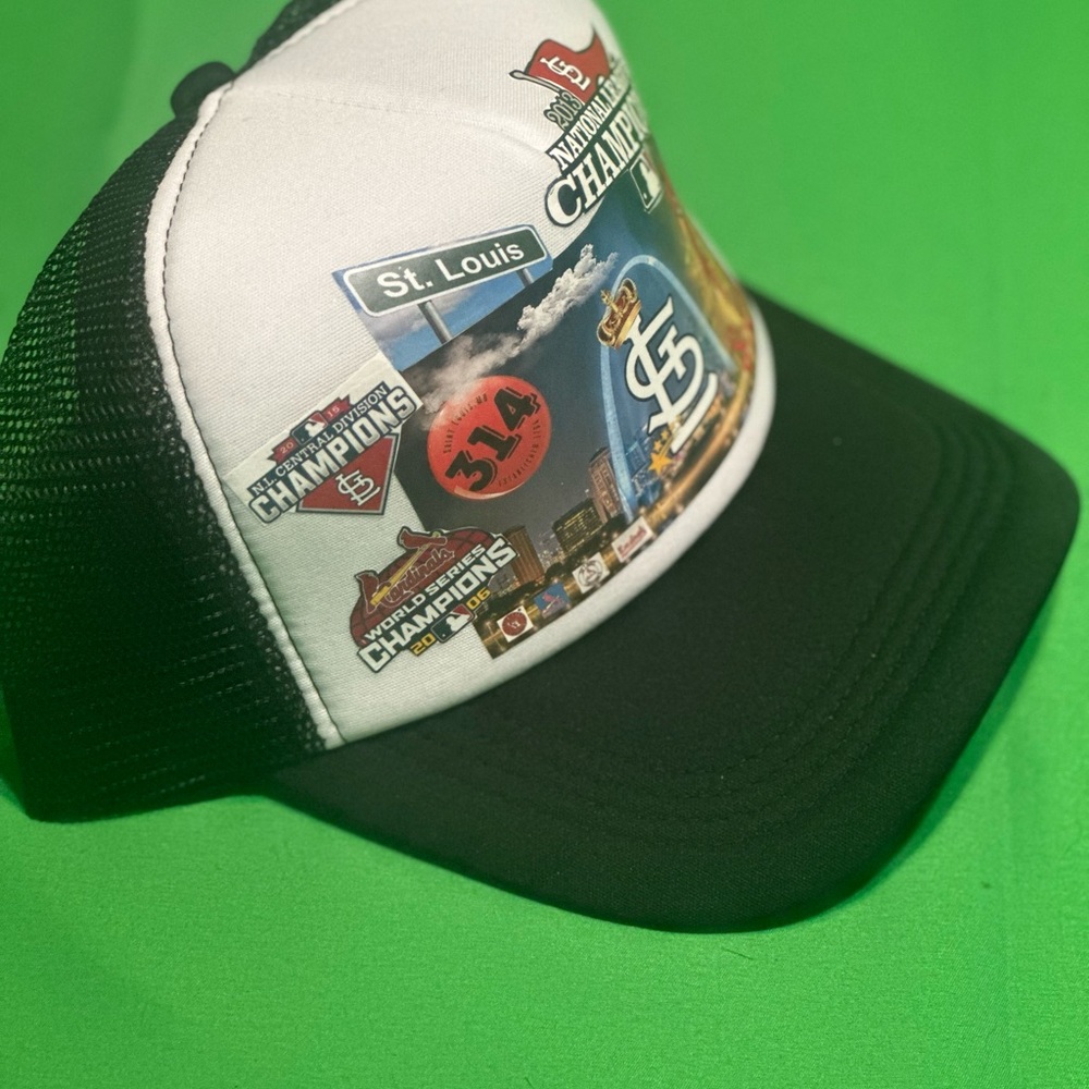 Trucker hat - Picture 6 of 6